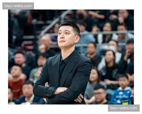 杨鸣指导谈卫冕压力：每一场都是新的挑战