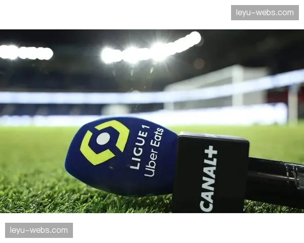 法甲争三白热化五队混战仅差3分，欧冠直通门票惨烈争夺